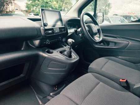 2023 Toyota Proace - photo 10