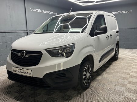 2023 Opel Combo KOMF L1H1-1.5 100PS D 3DR KOMFORT TRIM