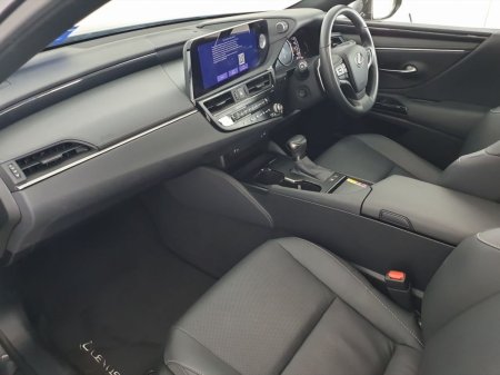 2024 Lexus ES - photo 9