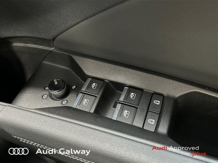 2025 Audi Q4 e-tron - photo 20