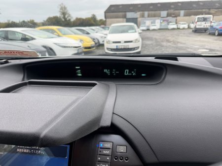 2013 Toyota Prius - photo 11