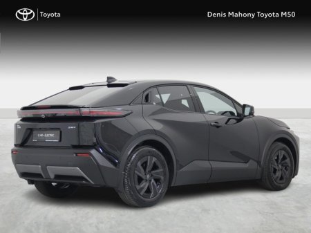 2027 Toyota C-HR - photo 2
