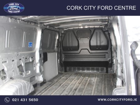 2025 Ford Transit Custom - photo 19