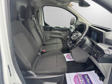 2024 Ford Transit Custom - photo 10