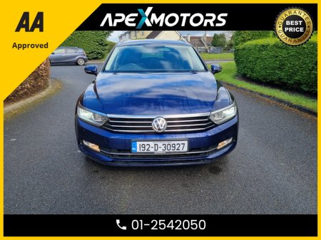 2019 Volkswagen Passat - photo 2