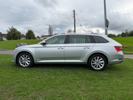2019 Skoda Superb - photo 7