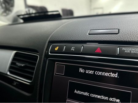 2018 Volkswagen Touareg - photo 22