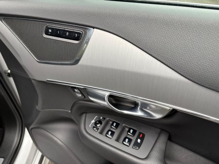 2021 Volvo XC90 - photo 17
