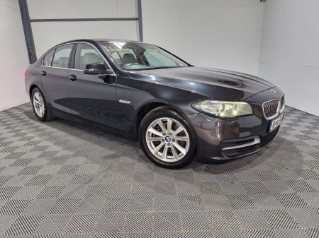 2015 BMW 5-Series 520d SE
