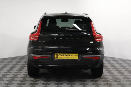 2023 Volvo XC40 - photo 5