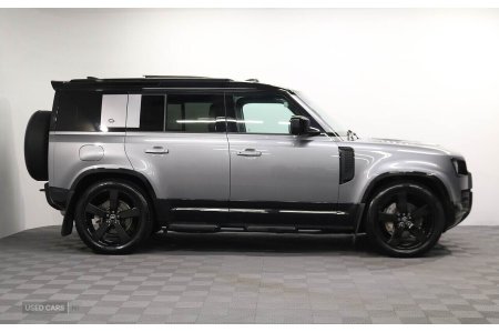 2022 Land Rover Defender - photo 8