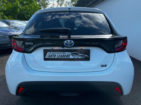 2022 Toyota Yaris - photo 6