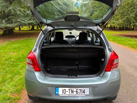 2010 Toyota Yaris - photo 24
