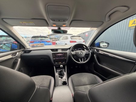 2020 Skoda Octavia - photo 35