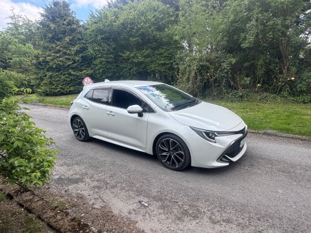 2021 Toyota Corolla 1.8 Hybrid Luna Sport Saloon