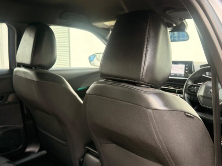 2023 Peugeot 2008 - photo 29