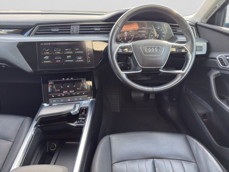 2020 Audi e-tron - photo 11