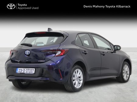 2023 Toyota Corolla - photo 2