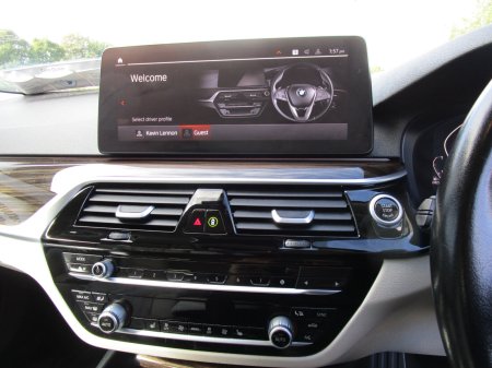 2021 BMW 5-Series - photo 13