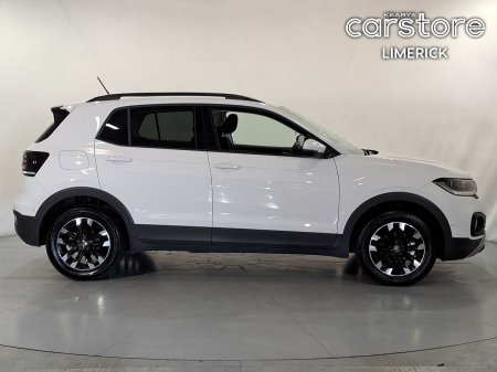 2023 Volkswagen T-Cross - photo 2