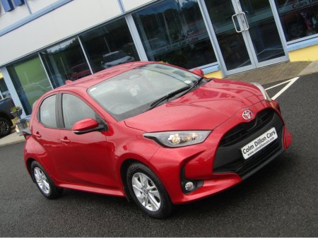 2025 Toyota Yaris - photo 2