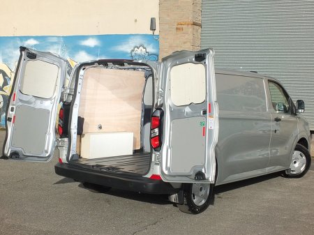 2024 Ford Transit Custom - photo 2