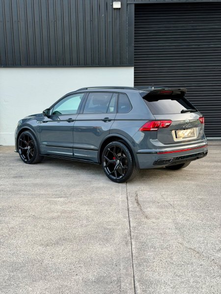 2023 Volkswagen Tiguan - photo 11