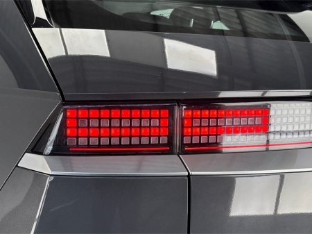 2024 Hyundai IONIQ - photo 10