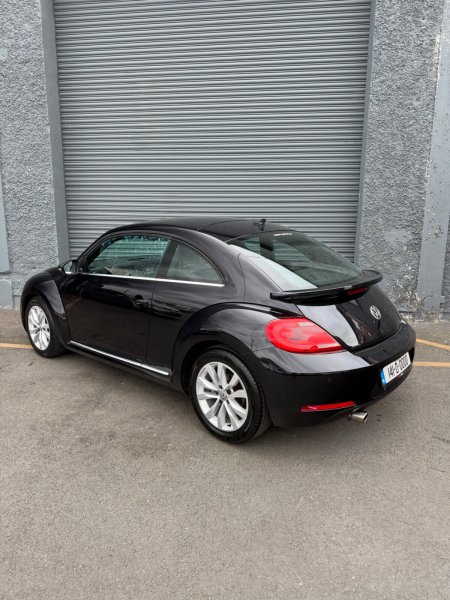 2014 Volkswagen Beetle - photo 3