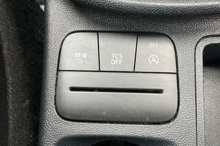 2020 Ford Fiesta - photo 29