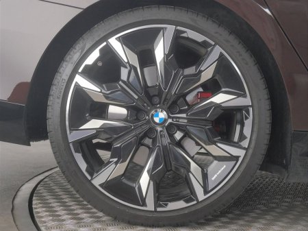2026 BMW 5-Series - photo 13