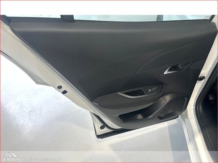 2023 Peugeot 2008 - photo 18