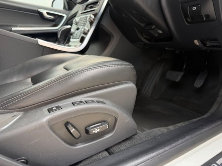2018 Volvo V60 - photo 24