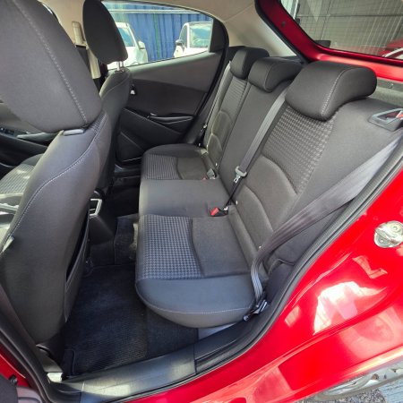 2016 Mazda Demio - photo 12