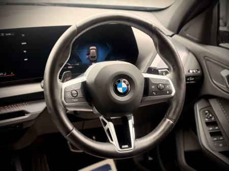 2025 BMW 1-Series - photo 15