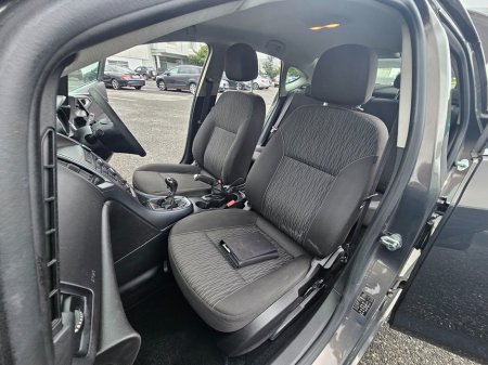 2016 Opel Astra - photo 15