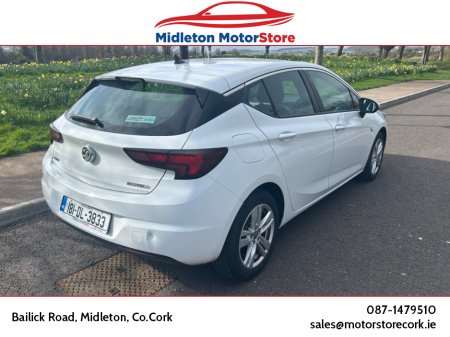 2018 Opel Astra - photo 4