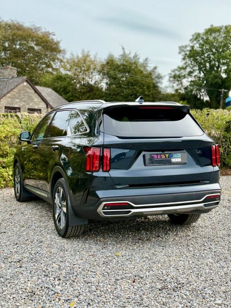 2023 Kia Sorento - photo 9
