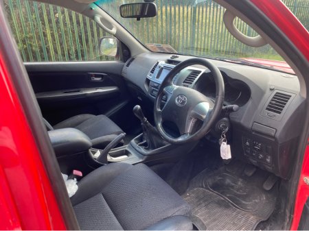 2014 Toyota Hilux - photo 17