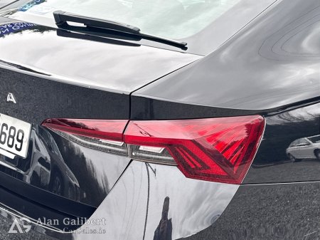 2022 Skoda Octavia - photo 17