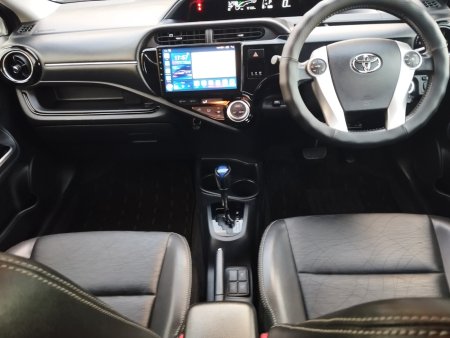 2015 Toyota Aqua - photo 13