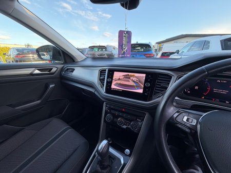 2021 Volkswagen T-Roc - photo 22