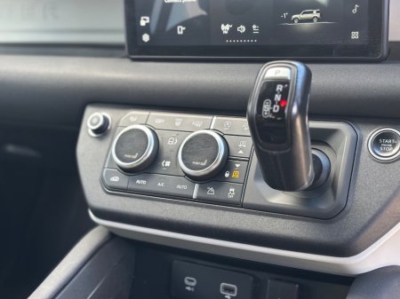 2022 Land Rover Defender - photo 17
