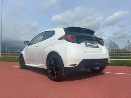 2022 Toyota Yaris - photo 15