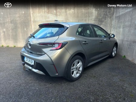 2023 Toyota Corolla - photo 2
