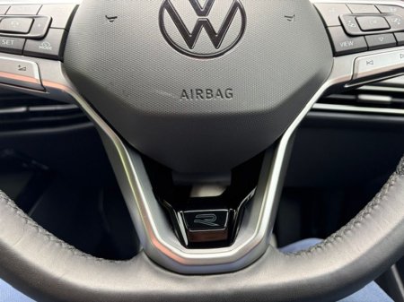2025 Volkswagen Golf - photo 21
