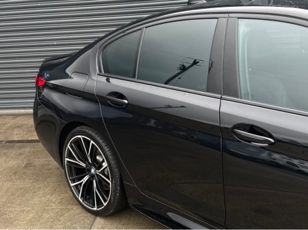 2021 BMW 5-Series - photo 8