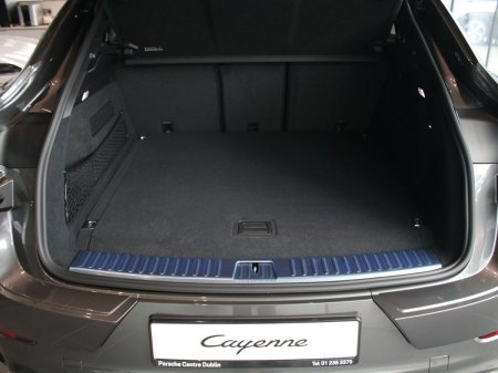 2026 Porsche Cayenne - photo 13