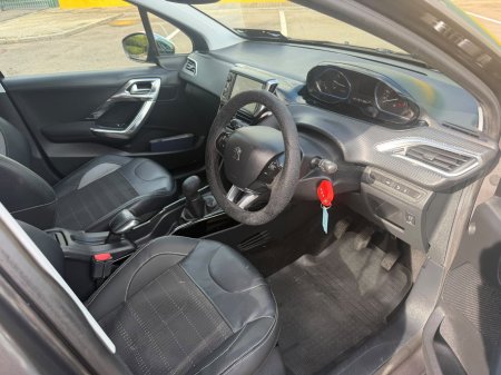 2016 Peugeot 2008 - photo 11