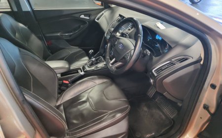 2017 Ford Focus - photo 13